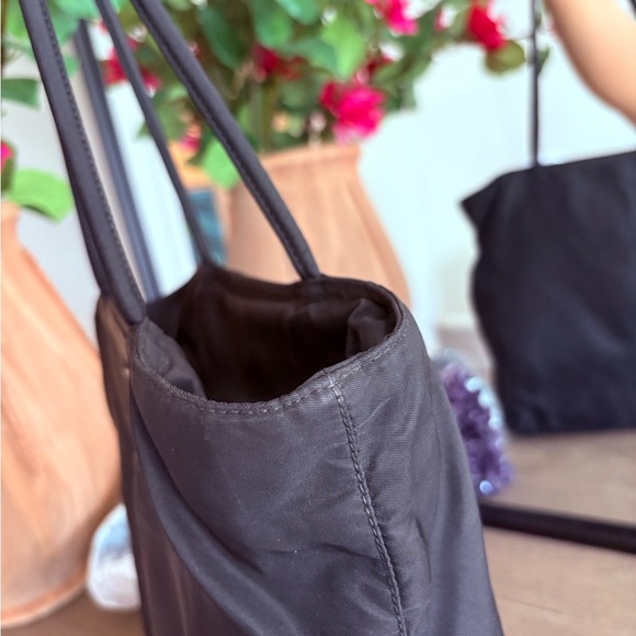 Prada Black Nylon Tote Bag Sleek Minimalist Design - Picture 6 of 12